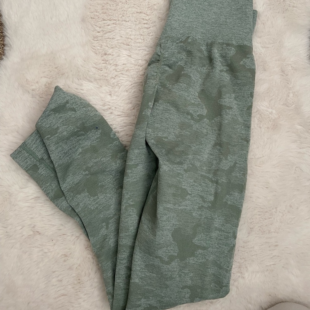 Gymshark camo legging
